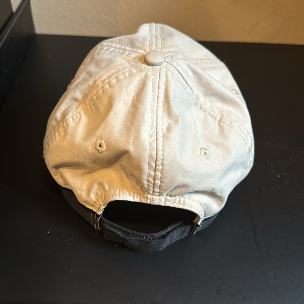Universal studios hat - Picture 4 of 8